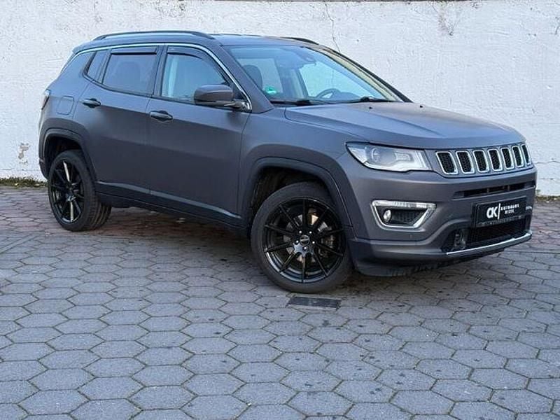 Gebraucht Jeep Compass Limited 140 PS (102 kW) 2020 Grau SUV