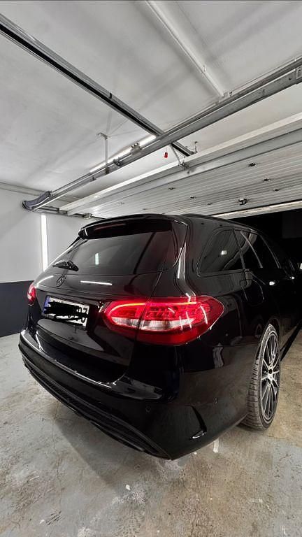 Gebraucht Mercedes C450 AMG AMG 367 PS (269 kW) 2016 Schwarz Limousine