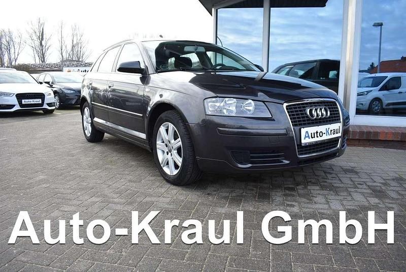 Grau Gebraucht 2007 Audi A3 Attraction Kombi | 5.499 € (Etwas zu teuer) - Bild 1/4