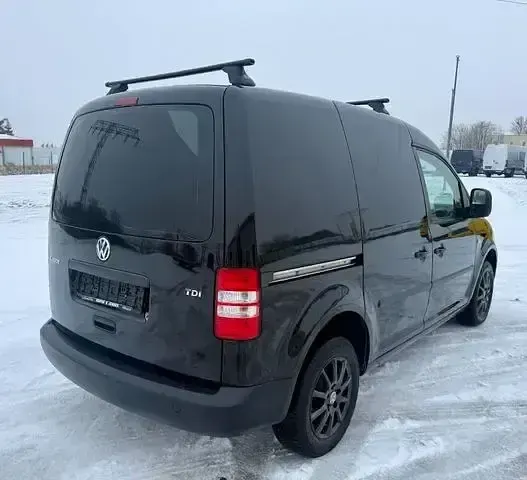Gebraucht VW Caddy 75 PS (55 kW) 2013 Schwarz Van / Kleinbus