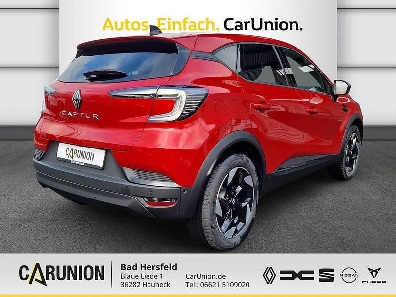 Neu Renault Captur 91 PS (66 kW) 2025 Dezirrot metallic SUV
