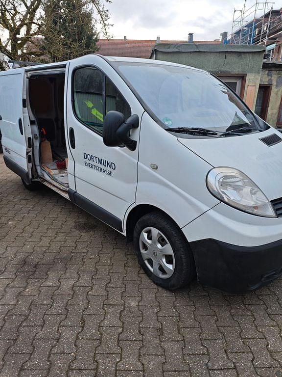 Gebraucht Renault Trafic 90 PS (66 kW) 2013 Weiß Van / Kleinbus