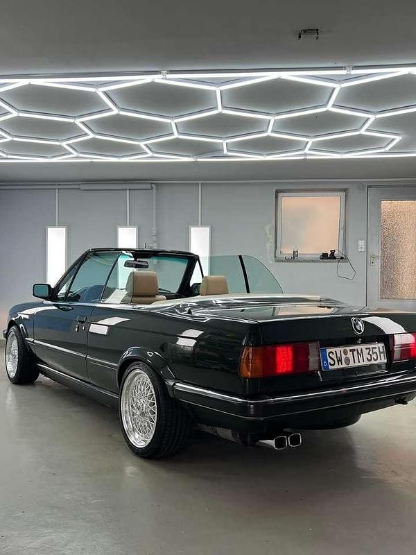 Grün Gebraucht 1989 BMW 320 Cabriolet Cabrio | 25.000 € - Bild 1/4