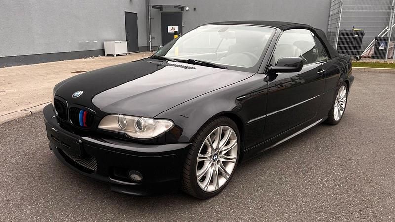 Schwarz Gebraucht 2004 BMW 330 Cabriolet M Sport Cabrio | 9.500 € (Superpreis) - Bild 1/4