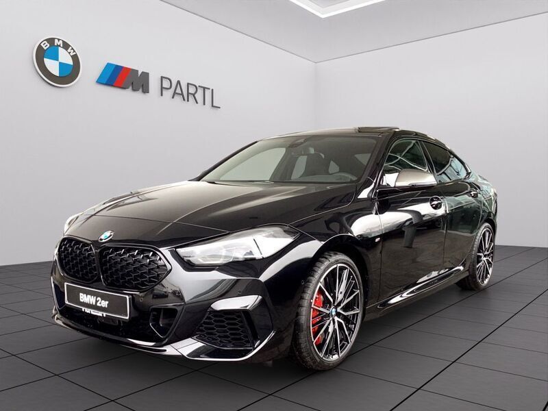 Black sapphire Neu 2025 BMW M235 Performance Coupé | 51.450 € (Superpreis) - Bild 1/4