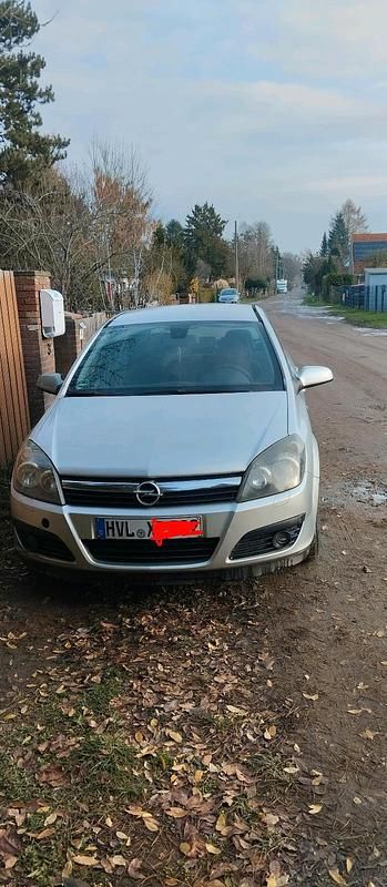 Silber Gebraucht 2005 Opel Astra Kleinwagen | 1.300 € (Superpreis) - Bild 1/4