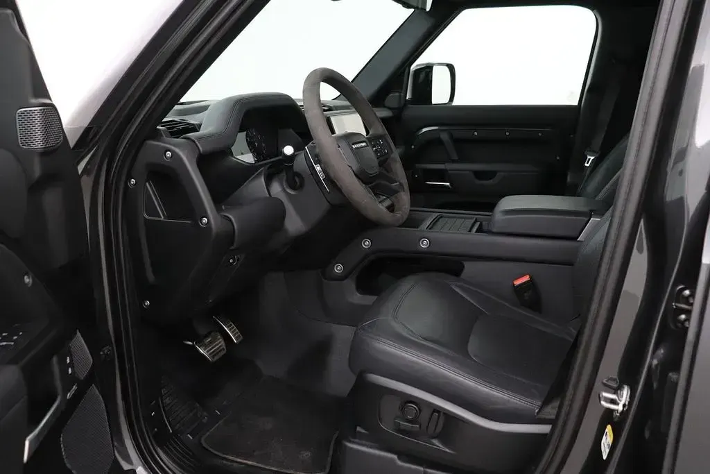 Gebraucht Land Rover Defender Carpathian Edition 525 PS (386 kW) 2023 Grau SUV