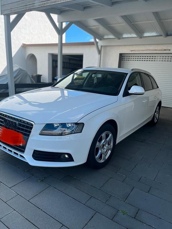 Weiß Gebraucht 2008 Audi A4 Attraction Kombi | 7.800 € (Teuer) - Bild 1/4