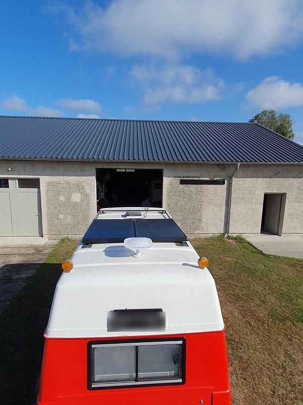 Second-hand VW LT 75 CP (55 kW) 1988 Roșu Monovolum