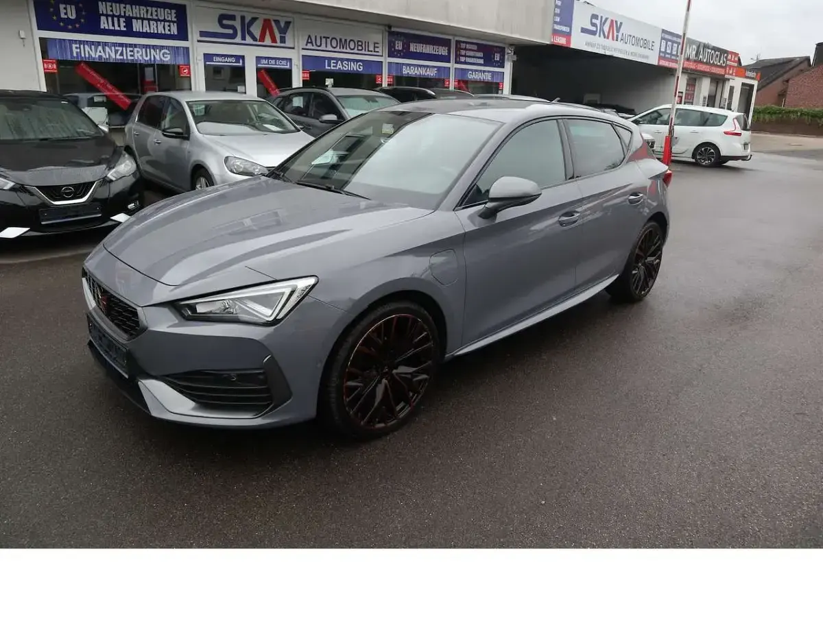 Gebraucht Cupra Leon 150 PS (110 kW) 2021 Grau Limousine