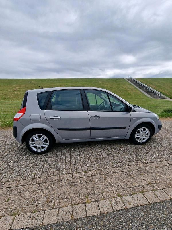 Gelb Gebraucht 2005 Renault Scénic II Van / Kleinbus | 1.500 € (Fairer Preis) - Bild 1/4