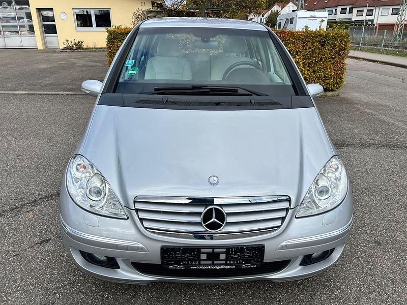 Gebraucht Mercedes A200 140 PS (102 kW) 2007 Silber Limousine