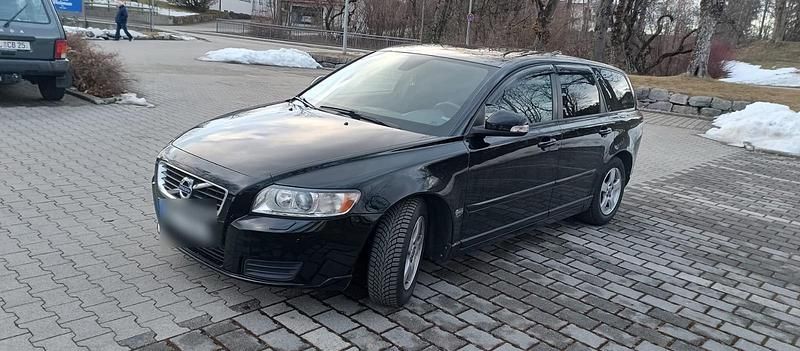 Gebraucht Volvo V50 114 PS (83 kW) 2010 Schwarz Kombi