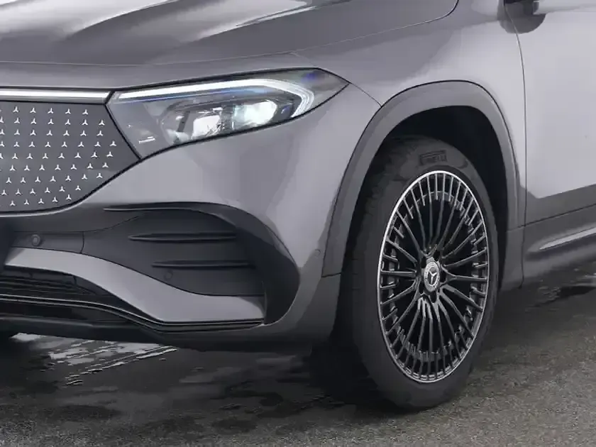 Gebraucht Mercedes EQB350 AMG 214 kW (292 PS) 2025 Grau SUV