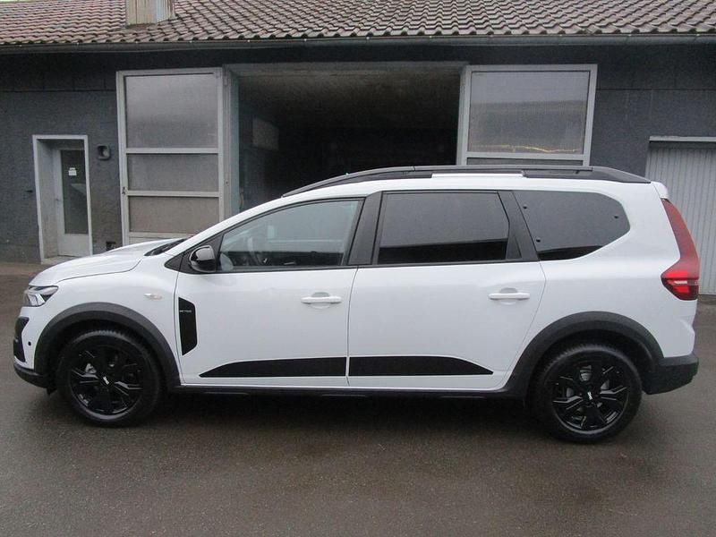 Gebraucht Dacia Jogger Extreme 110 PS (80 kW) 2023 Weiß Van / Kleinbus