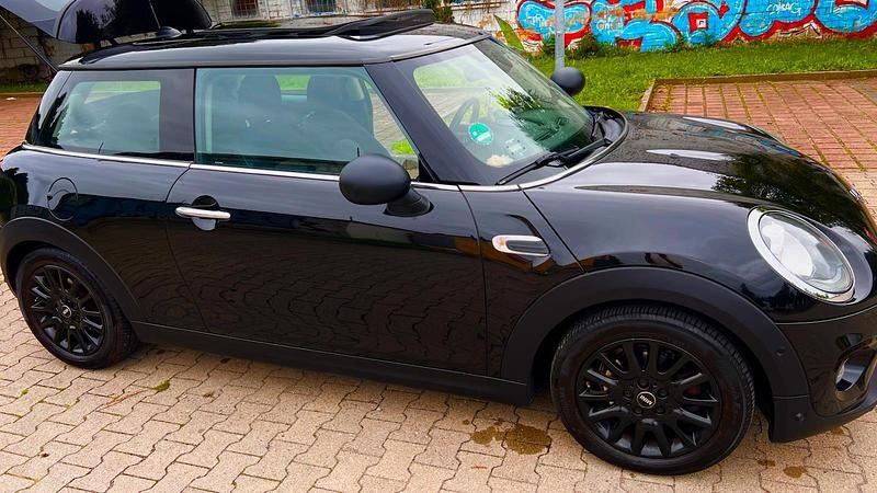 Schwarz Gebraucht 2015 Mini ONE Kleinwagen | 10.000 € (Fairer Preis) - Bild 1/4
