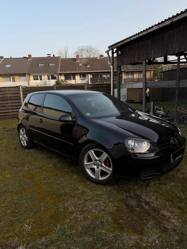 Gebraucht VW Golf 105 PS (77 kW) 2005 Schwarz Coupé