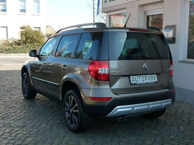 Gebraucht Skoda Yeti 122 PS (89 kW) 2015 Braun SUV