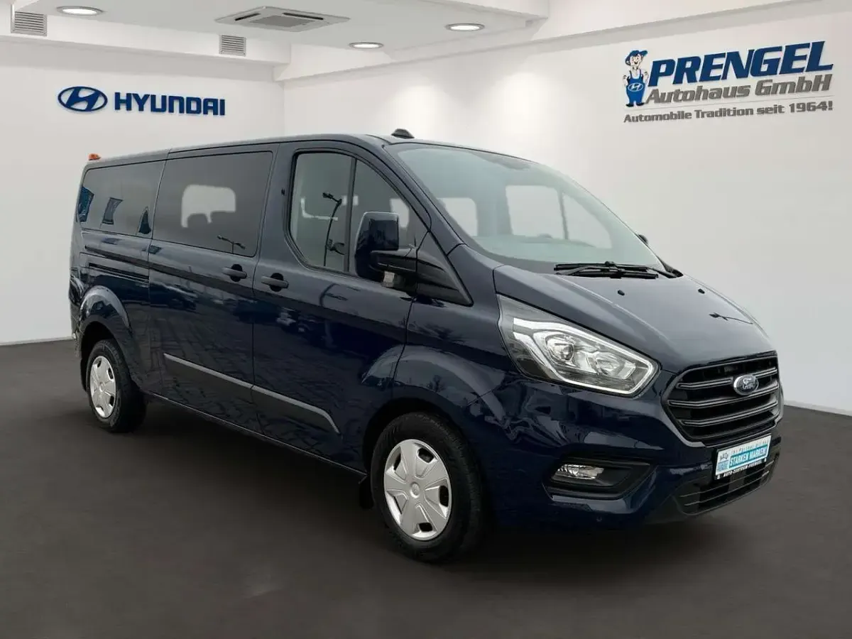Gebraucht Ford Transit Custom Trend 131 PS (96 kW) 2022 Blazerblau Kombi