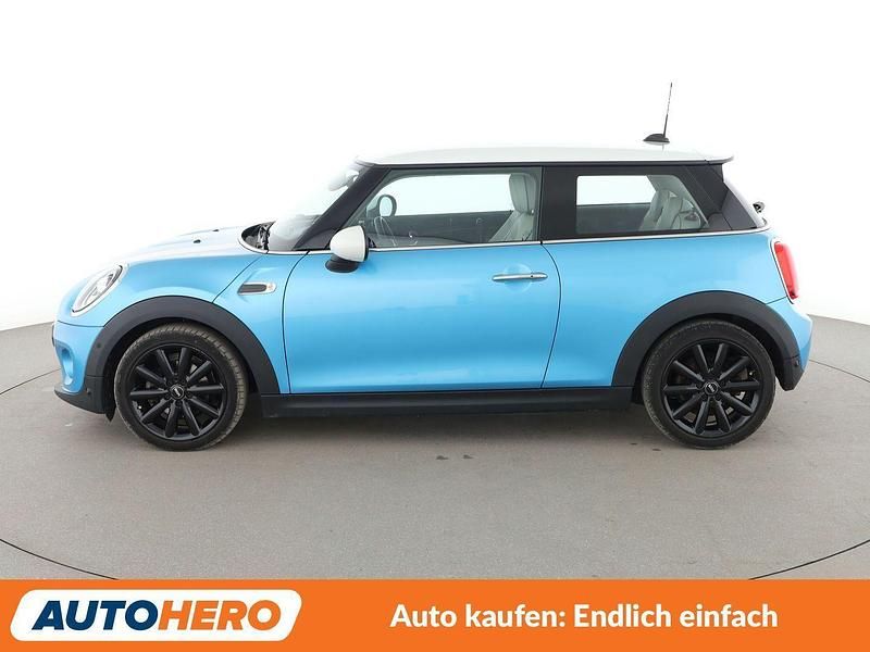 Second-hand Mini Cooper D 116 CP (85 kW) 2018 Albastru Hatchback