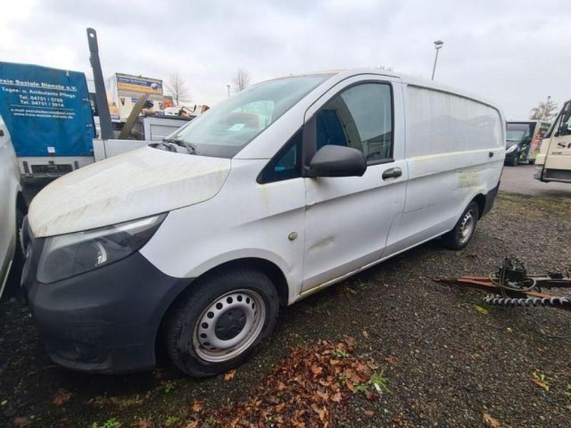 Arktikweiß Gebraucht 2018 Mercedes Vito Van / Kleinbus | 8.999 € (Superpreis) - Bild 1/4