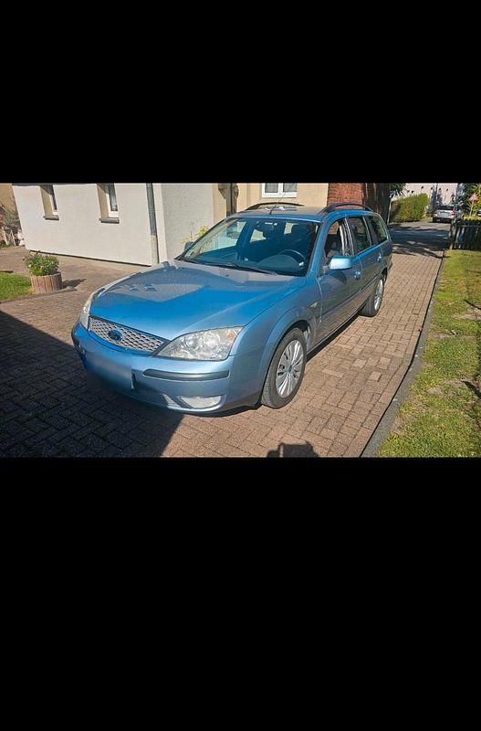 Blau Gebraucht 2006 Ford Mondeo Kombi | 1.800 € (Fairer Preis) - Bild 1/4