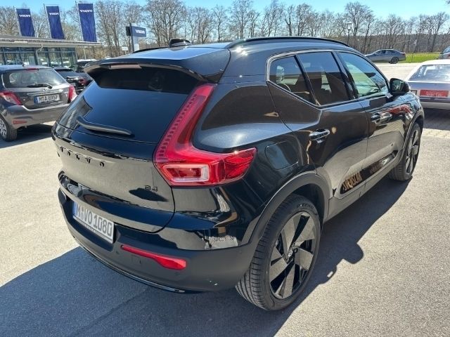 Gebraucht Volvo XC40 Plus 197 PS (144 kW) 2025 Schwarz SUV