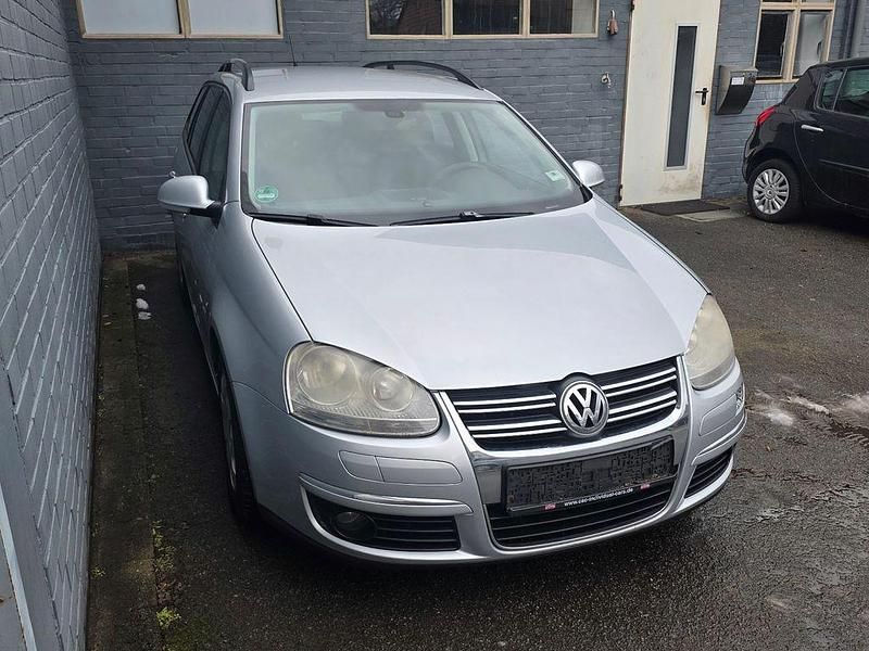 Gebraucht VW Golf V Trendline 105 PS (77 kW) 2007 Silber Kombi