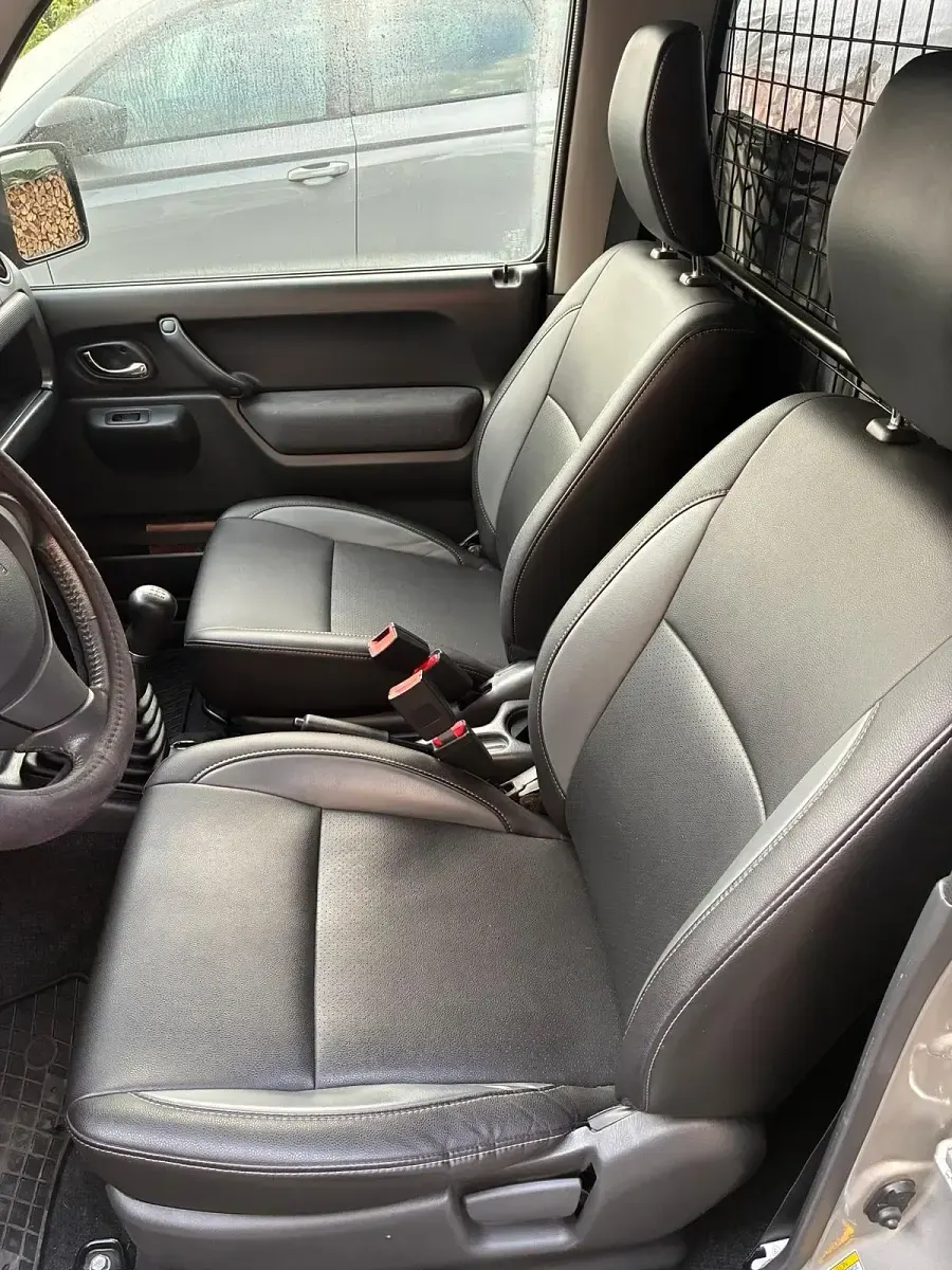 Gebraucht Suzuki Jimny 86 PS (63 kW) 2016 Silber SUV