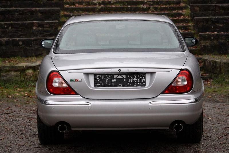Gebraucht Jaguar XJR 396 PS (291 kW) 2004 Silber Limousine