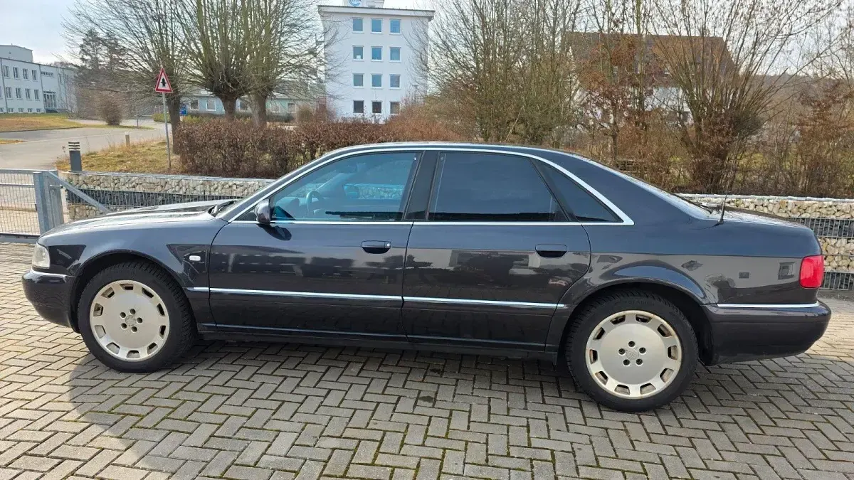 Gebraucht Audi A8 S-Line 310 PS (228 kW) 2000 Violett Limousine