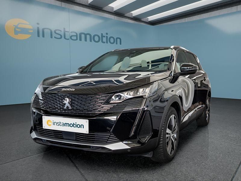 Schwarz Gebraucht 2023 Peugeot 5008 Van / Kleinbus | 29.199 € (Fairer Preis) - Bild 1/4