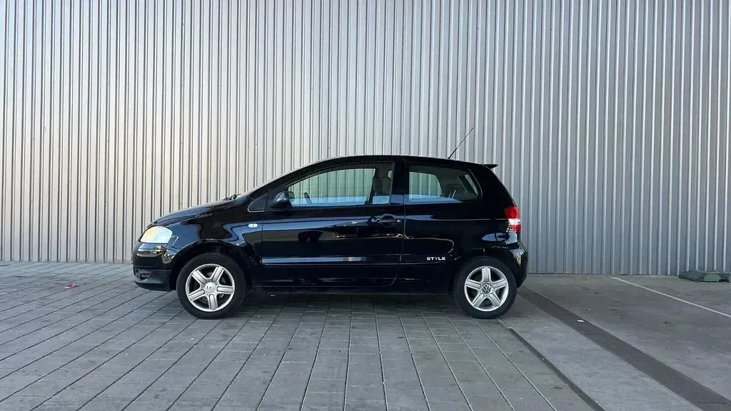 Usado VW Fox Style 60 CV (44 kW) 2011 Negro Utilitario