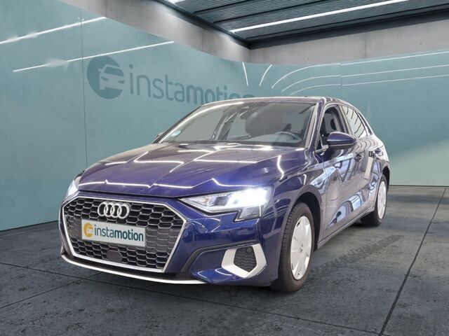 Blau Gebraucht 2024 Audi A3 Sportback Advanced Plus Limousine | 29.480 € (Guter Preis) - Bild 1/2