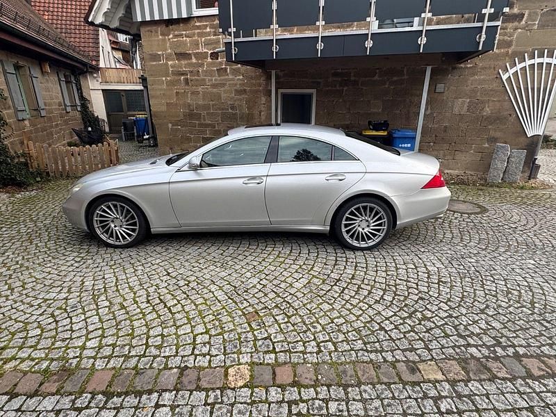 Gebraucht Mercedes CLS350 272 PS (200 kW) 2005 Silber Coupé