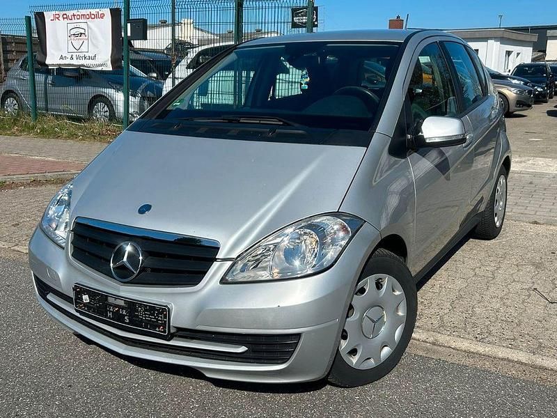 Gebraucht Mercedes A150 95 PS (69 kW) 2009 Silber Limousine