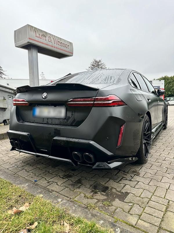 Gebraucht BMW M5 Performance 727 PS (534 kW) 2024 Schwarz Limousine