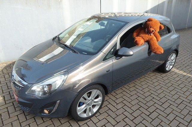 Gebraucht Opel Corsa Innovation 87 PS (63 kW) 2014 Grau Kleinwagen