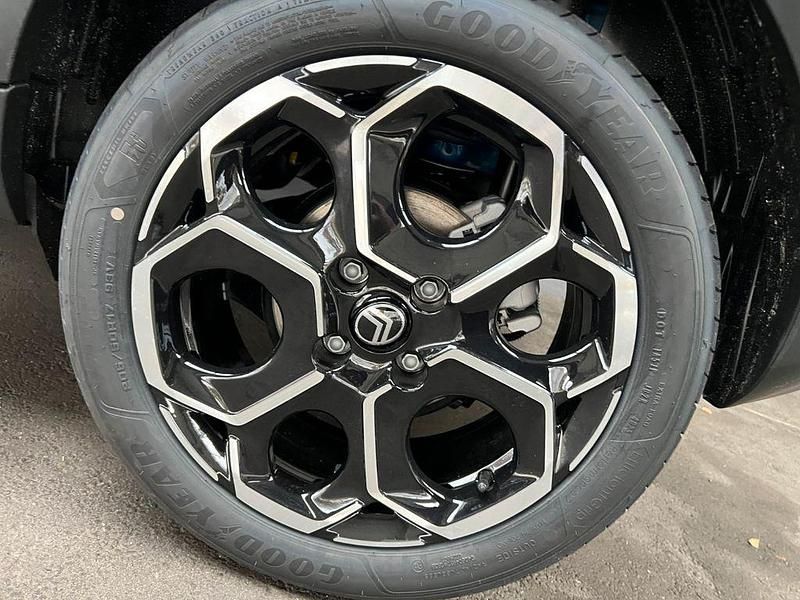 Neu Citroën C3 101 PS (74 kW) 2025 Blau Limousine