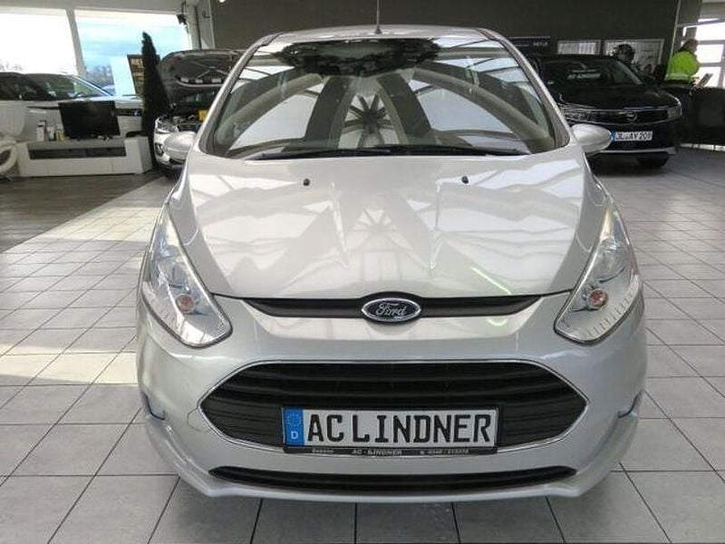 Gebraucht Ford B-MAX Ambiente 130 PS (95 kW) 2015 Silber Van / Kleinbus
