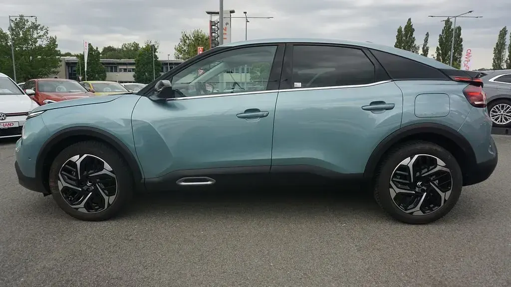 Gebraucht Citroën C4 131 PS (96 kW) 2024 Blau SUV