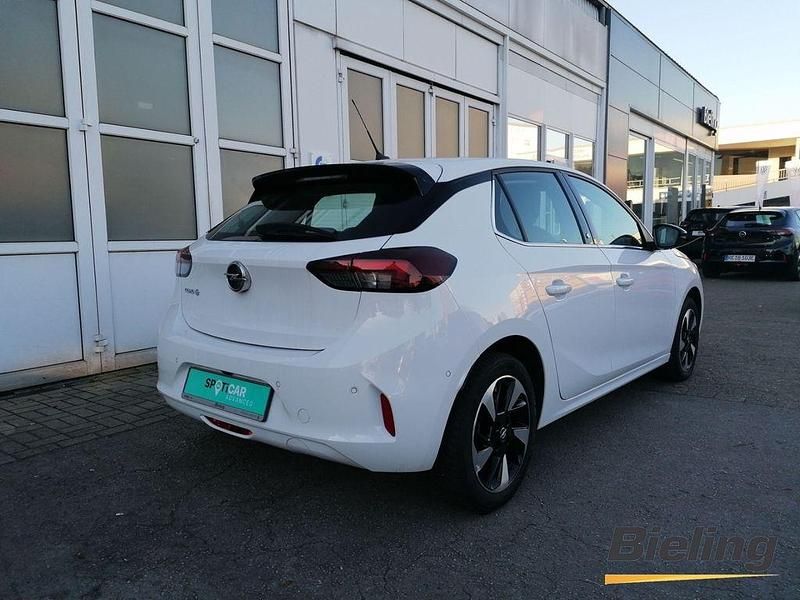 Gebraucht Opel Corsa-e Elegance 100 kW (136 PS) 2022 Uni) (weiss Kleinwagen