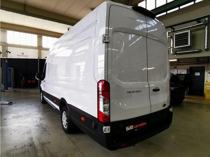 Gebraucht Ford Transit Trend 131 PS (96 kW) 2022 Weiß Van / Kleinbus
