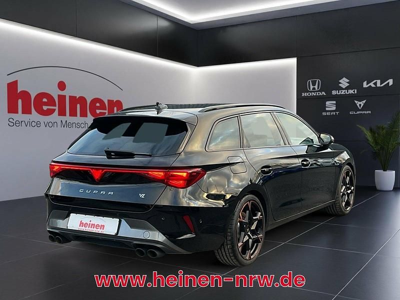 Gebraucht Cupra Leon 333 PS (244 kW) 2025 Schwarz Limousine