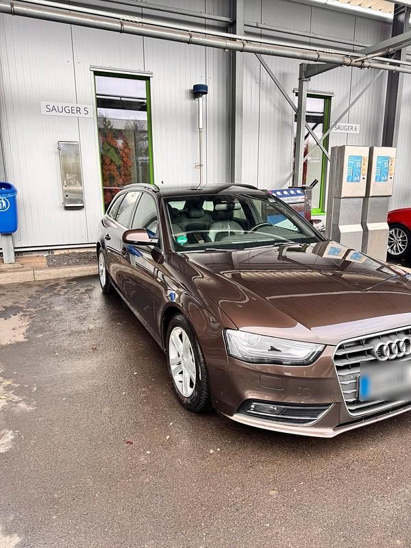 Gebraucht Audi A4 S-Line 177 PS (130 kW) 2014 Braun Kombi