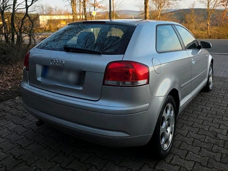 Gebraucht Audi A3 Ambition 102 PS (75 kW) 2004 Silber Kleinwagen