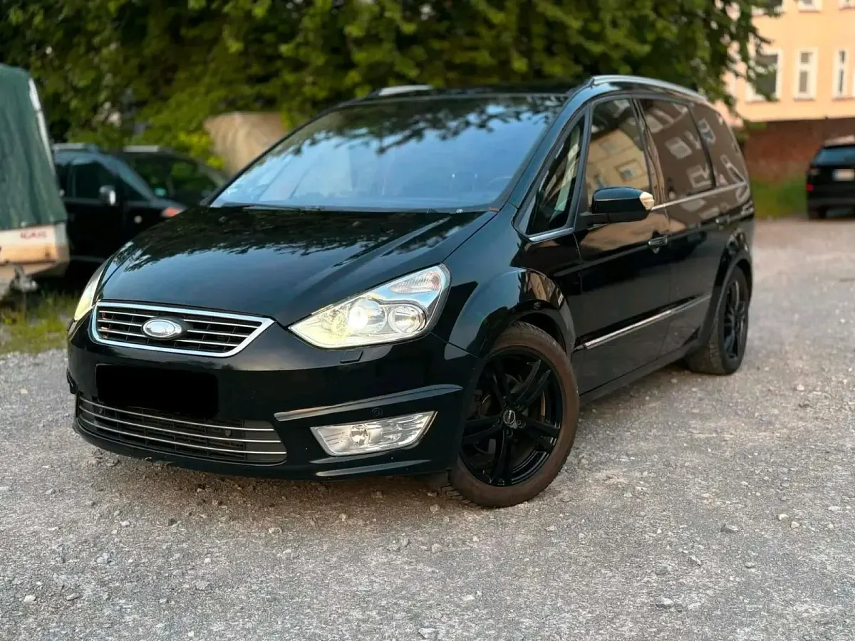 Gebraucht Ford Galaxy Titanium 200 PS (147 kW) 2011 Schwarz Van / Kleinbus