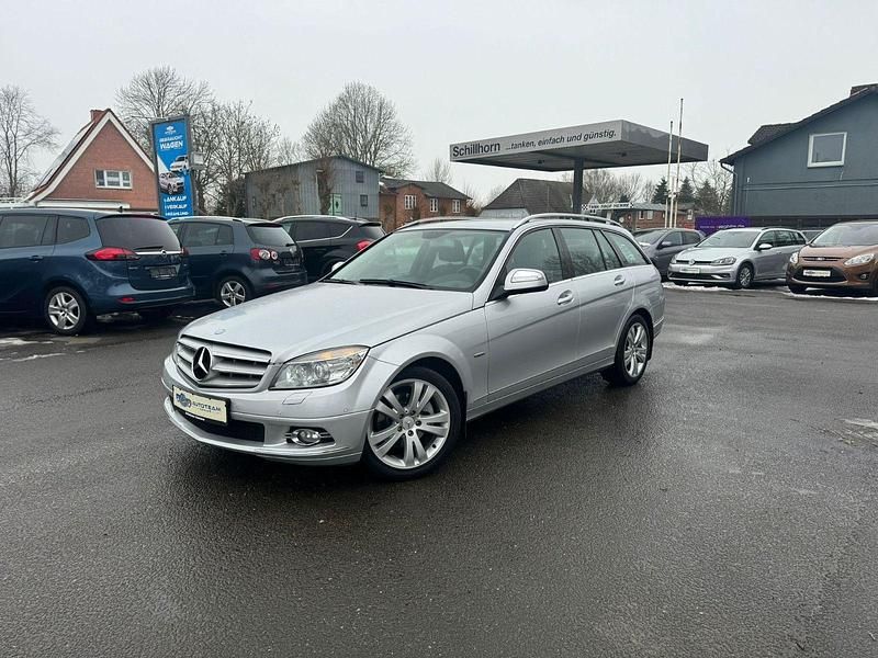 Gebraucht Mercedes C220 170 PS (125 kW) 2008 Iridiumsilber Kombi