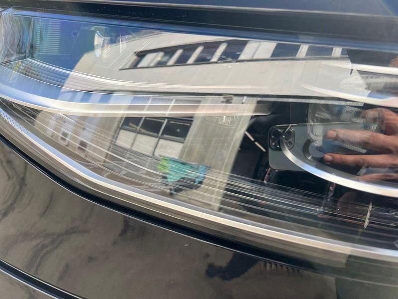 Gebraucht VW Multivan Style 218 PS (160 kW) 2023 Schwarz Van