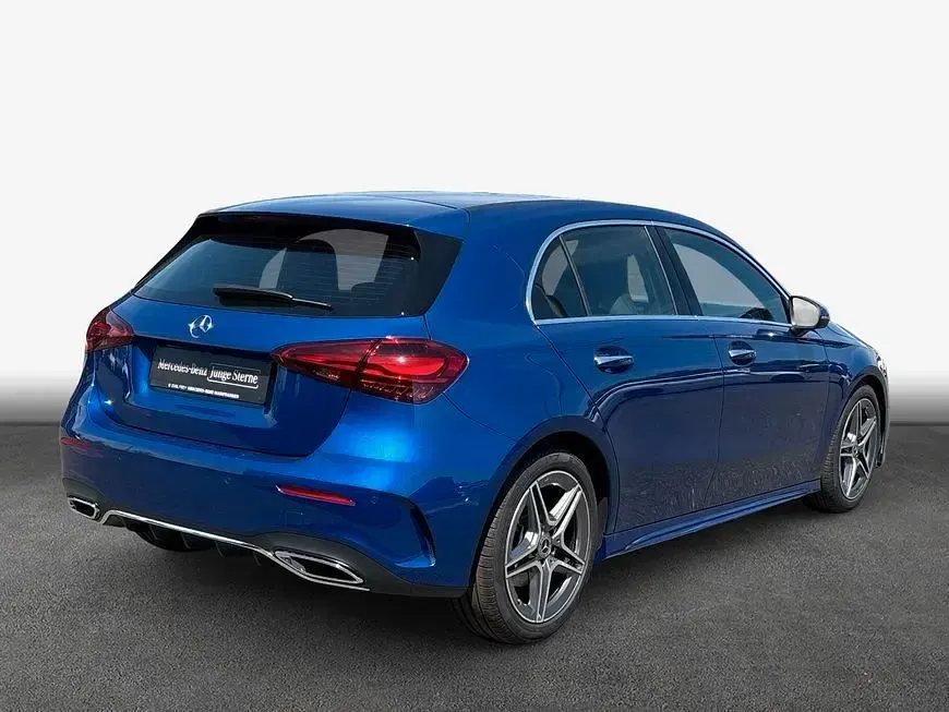 Gebraucht Mercedes A200 Advanced Plus 163 PS (119 kW) 2025 Blau Limousine